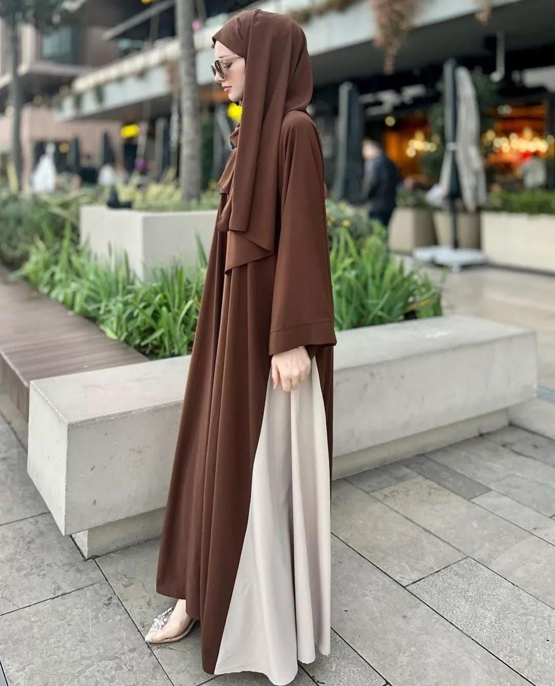 Graceful Abaya